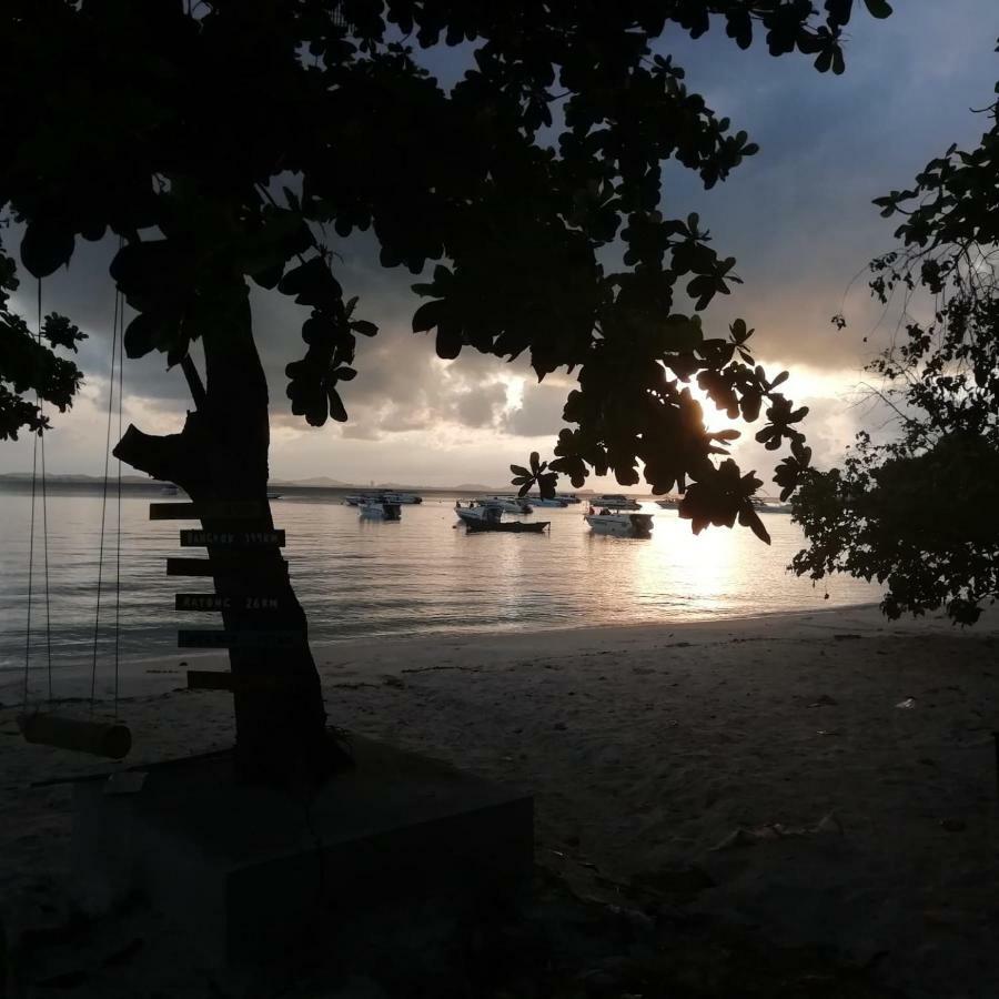 Minnie Seaview Resort Koh Samet Exterior photo